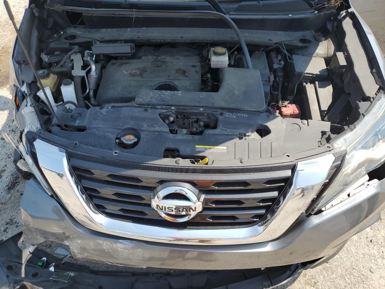2018 Nissan Pathfinder S VIN: 5N1DR2MM2JC619405 Lot: 62336445