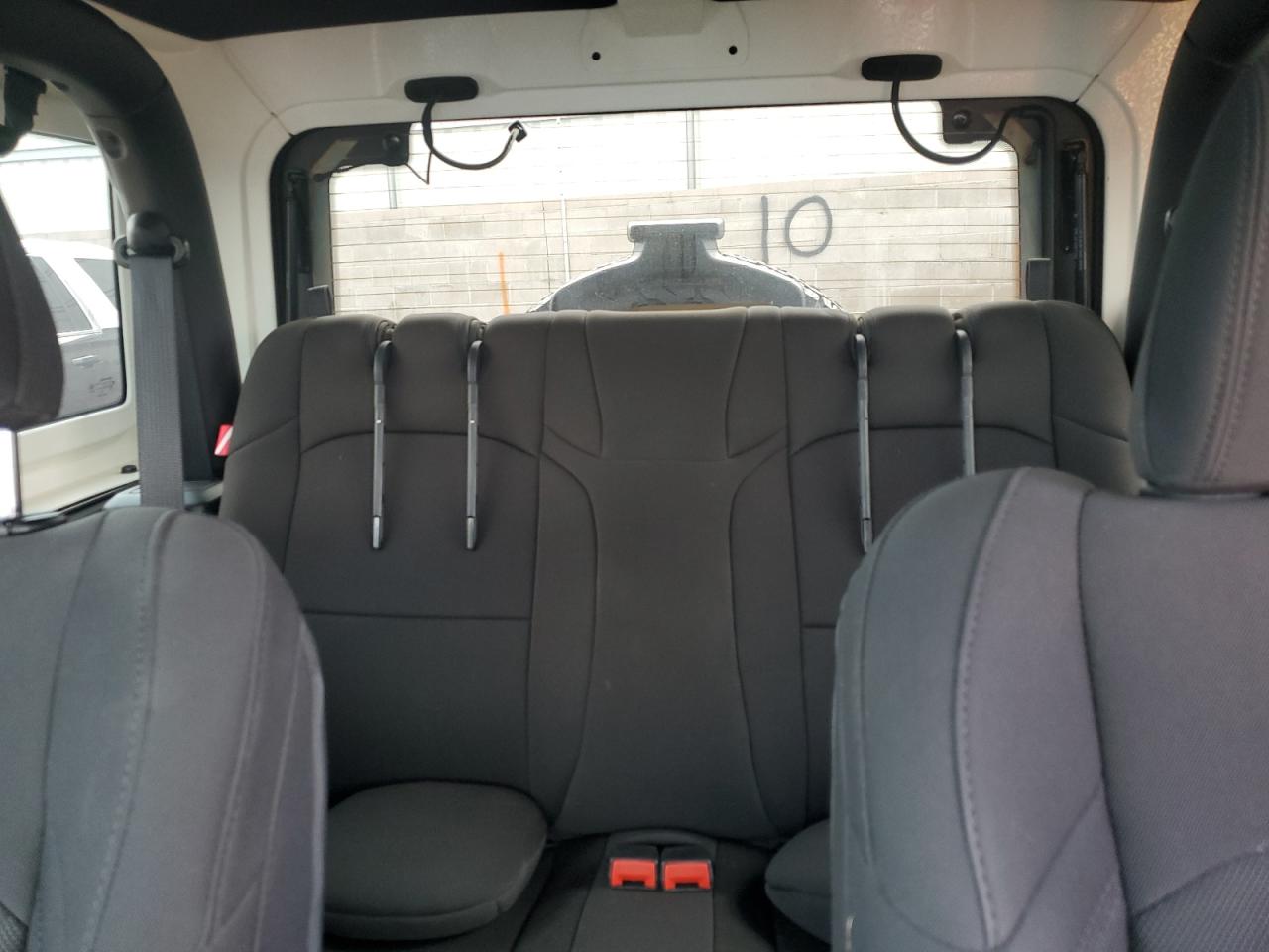 2020 Jeep Wrangler Sport VIN: 1C4GJXANXLW208189 Lot: 61553175