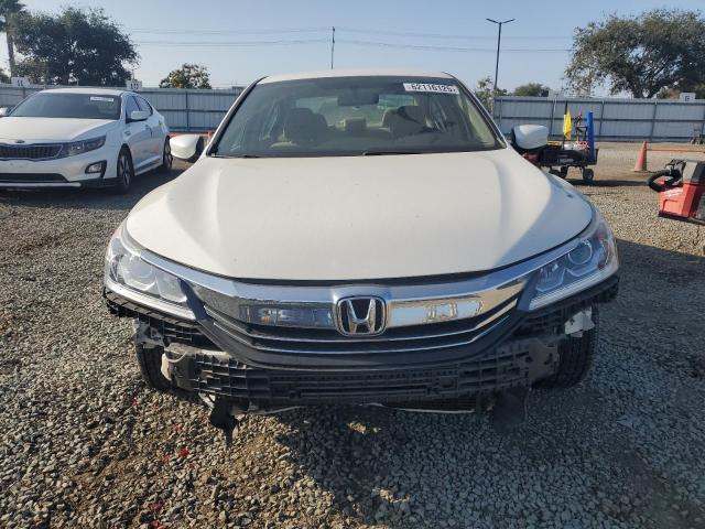  HONDA ACCORD 2017 Белы