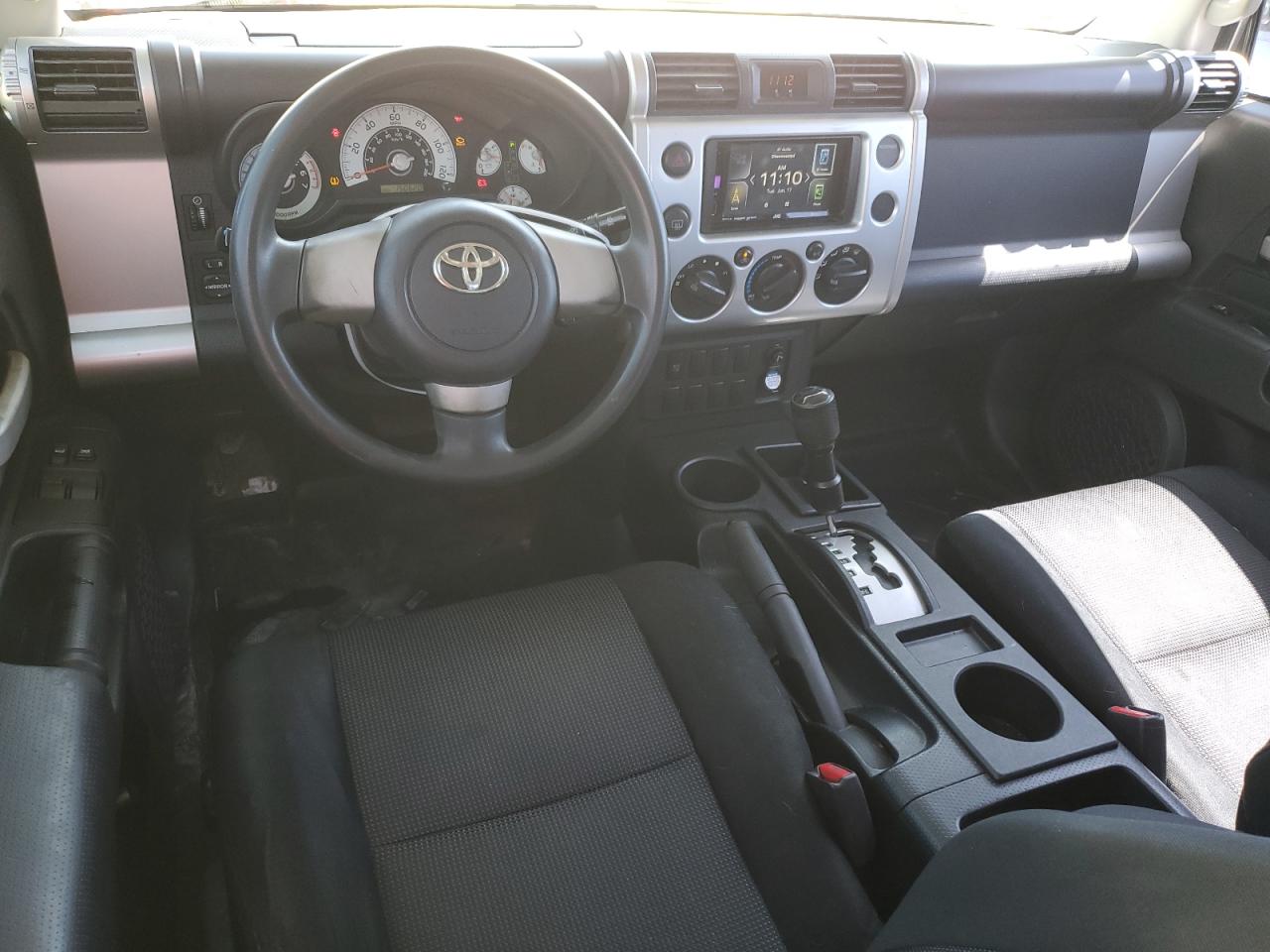 2008 Toyota Fj Cruiser VIN: JTEZU11FX80019277 Lot: 61400935