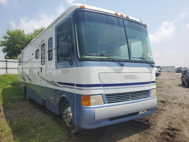 2003 Workhorse Custom Chassis Motorhome Chassis W2