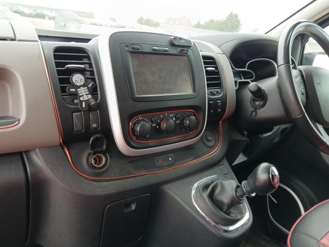2015 RENAULT TRAFIC LL2
