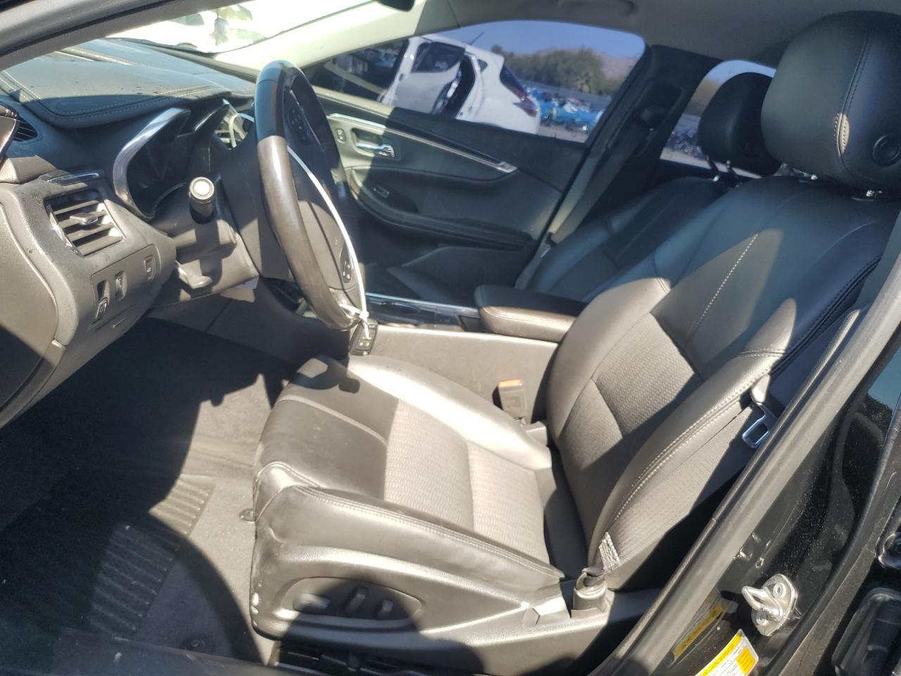 2018 Chevrolet Impala Lt VIN: 2G1105S3XJ9178412 Lot: 61790575