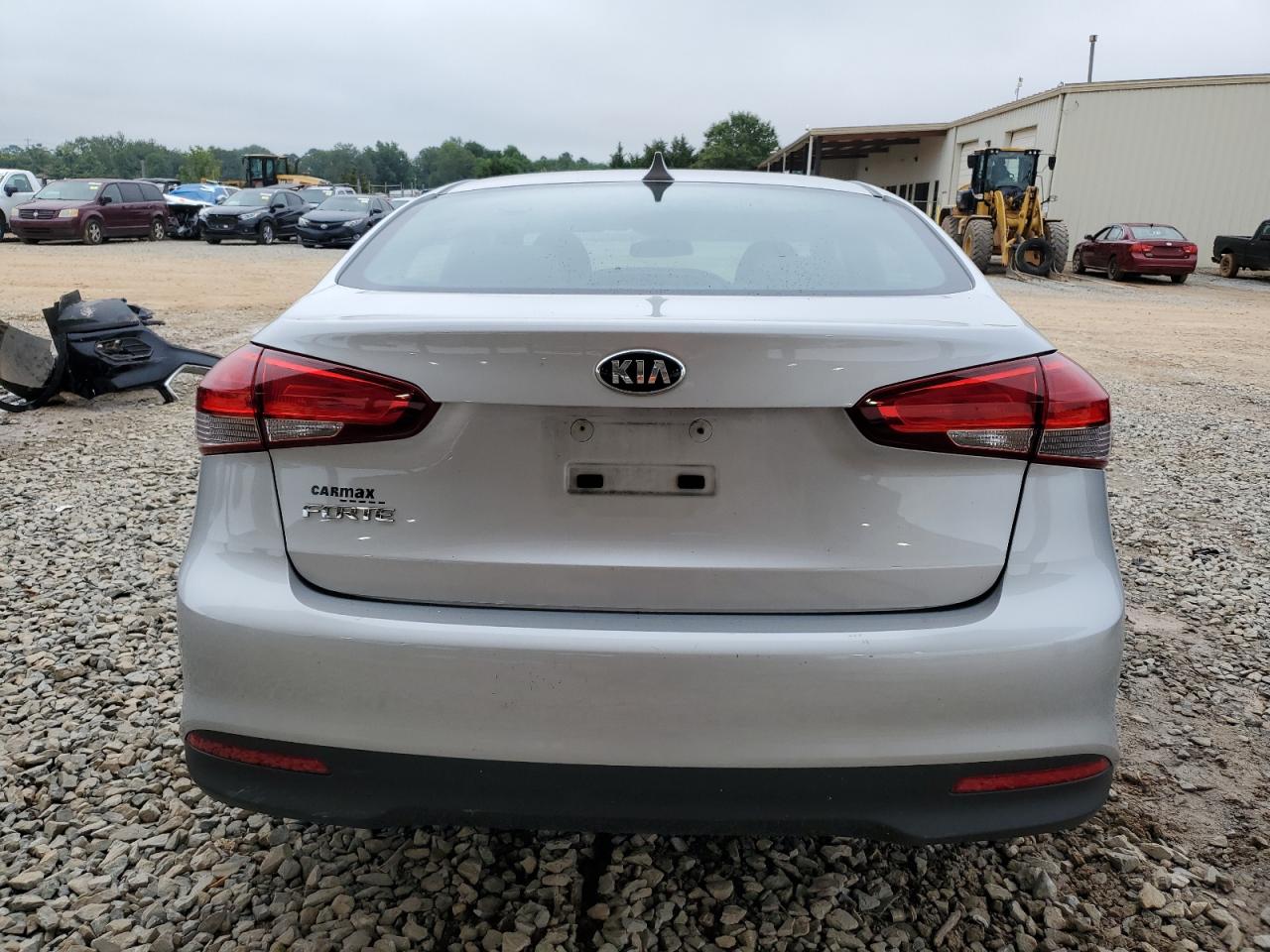 2017 Kia Forte Lx VIN: 3KPFK4A75HE058275 Lot: 61839015