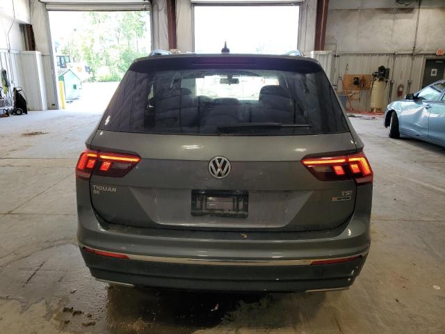  VOLKSWAGEN TIGUAN 2018 Szary