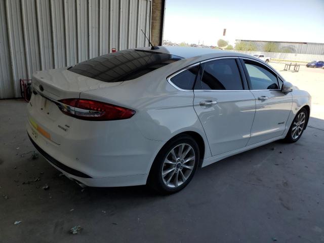  FORD FUSION 2017 Белый