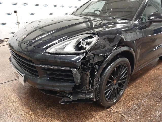 2019 PORSCHE CAYENNE V6
