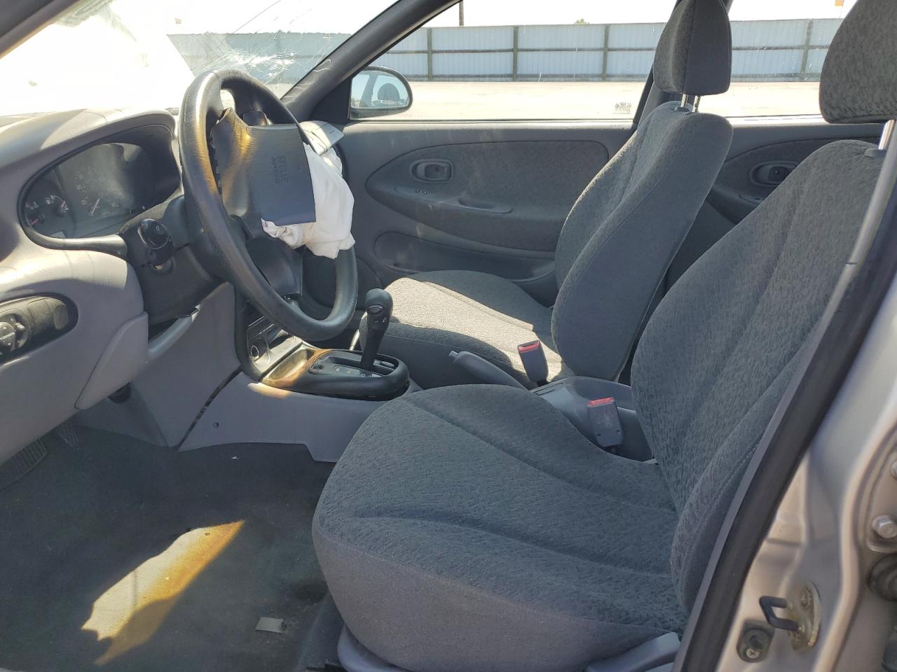 1999 Hyundai Elantra Base VIN: KMHJF25F4XU842009 Lot: 60836875