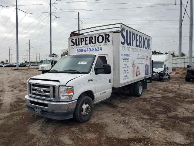 2021 Ford Econoline E350 Super Duty Cutaway Van