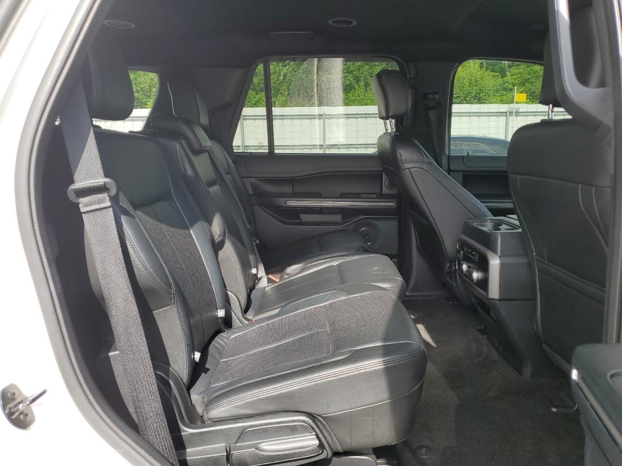 2018 Ford Expedition Xlt VIN: 1FMJU1HTXJEA22293 Lot: 60668025