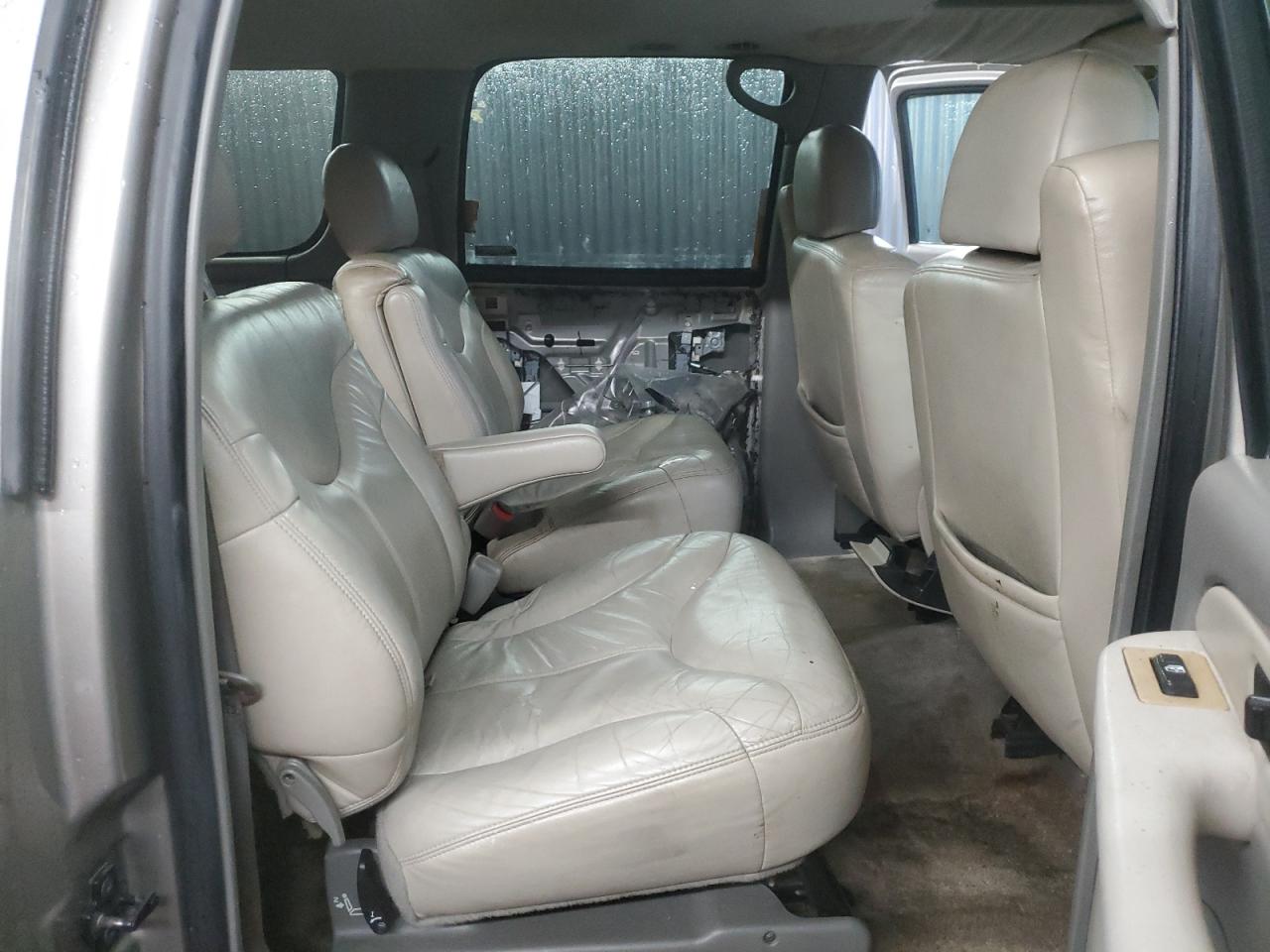 2001 GMC Yukon Xl K1500 VIN: 3GKFK16T21G263894 Lot: 61808305