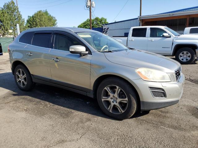 Parquets VOLVO XC60 2012 Złoty