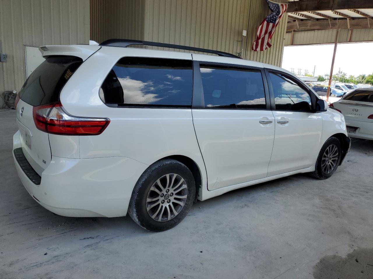 5TDYZ3DC1JS934925 TOYOTA All Models 2018