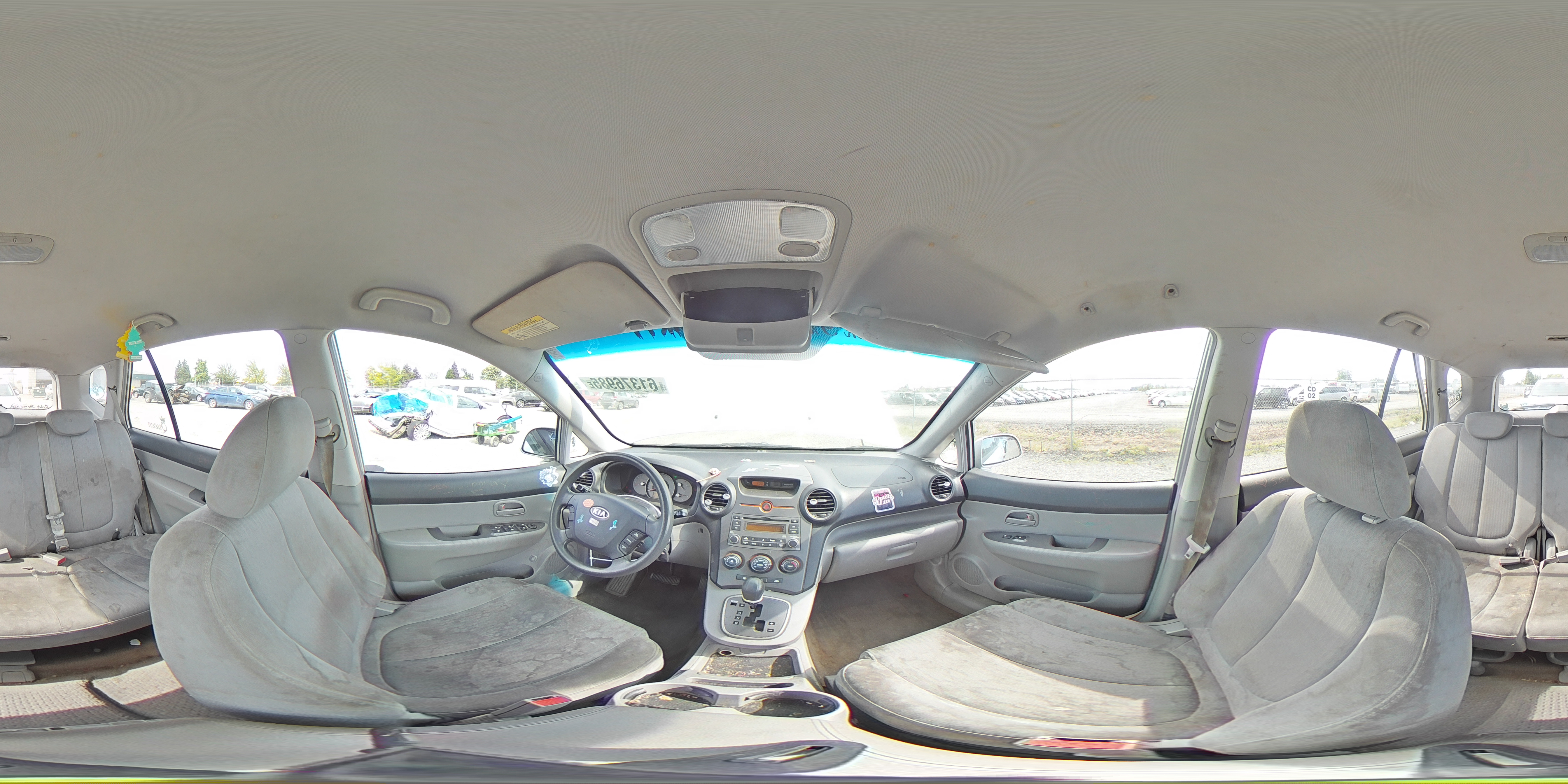 2007 Kia Rondo Base VIN: KNAFG525877076012 Lot: 61376985