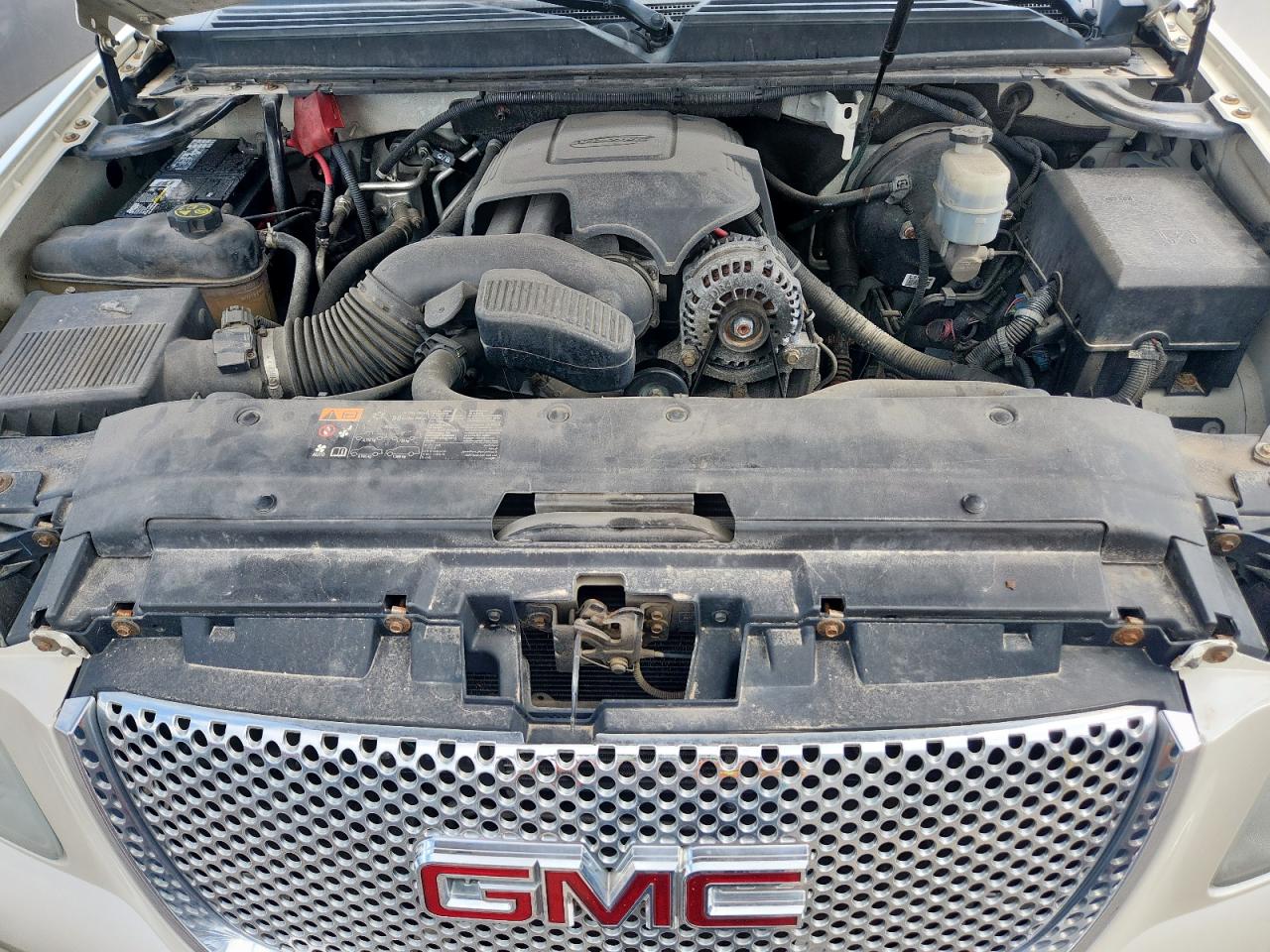 2011 GMC Yukon Xl Denali VIN: 1GKS2MEF2BR259339 Lot: 59593845