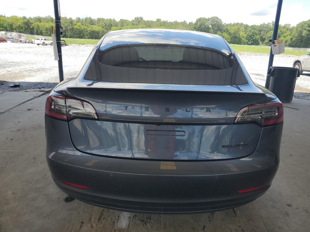 2018 Tesla Model 3 VIN: 5YJ3E1EB2JF185377 Lot: 61160145