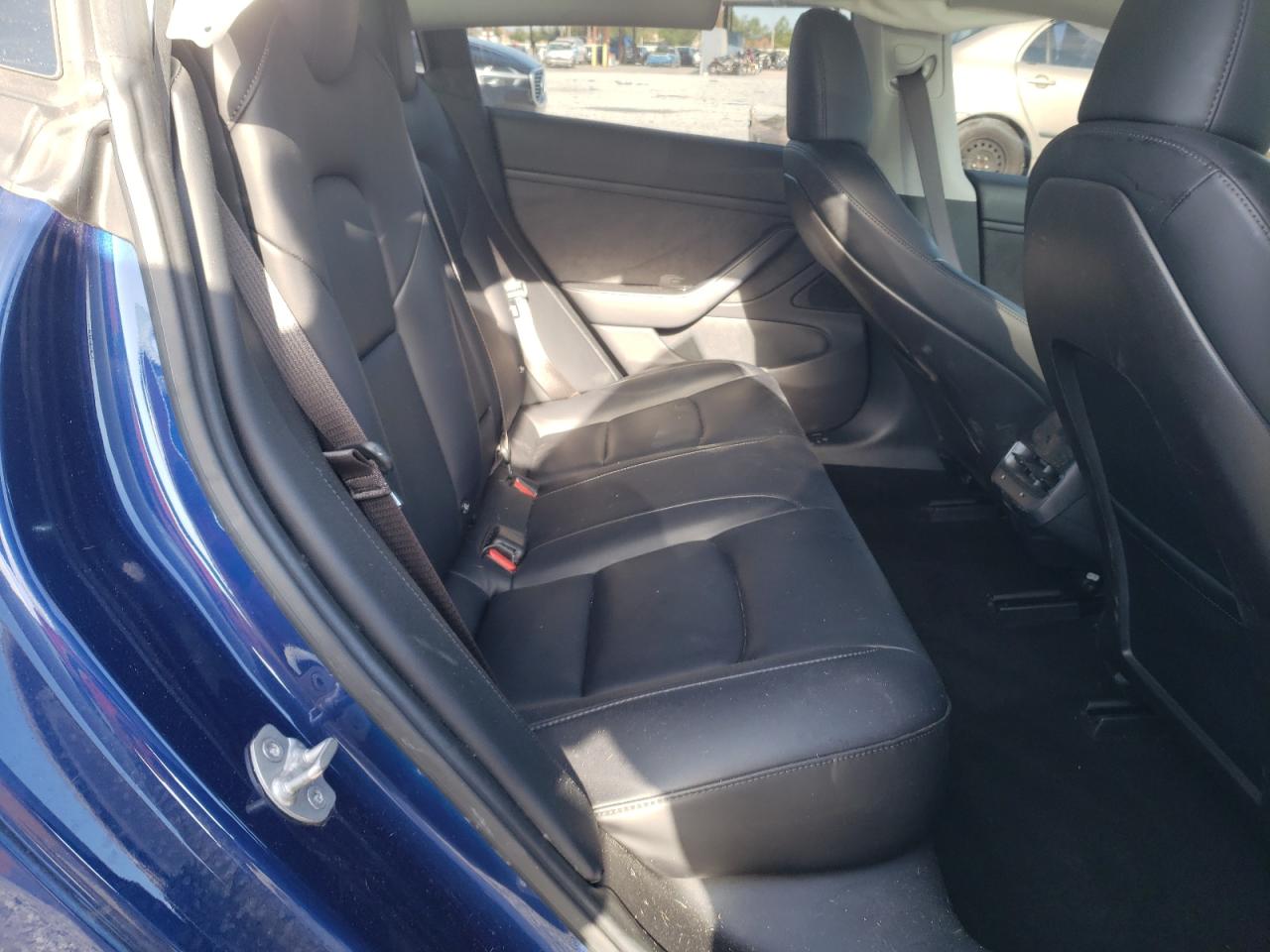 2018 Tesla Model 3 VIN: 5YJ3E1EA4JF039859 Lot: 62235375