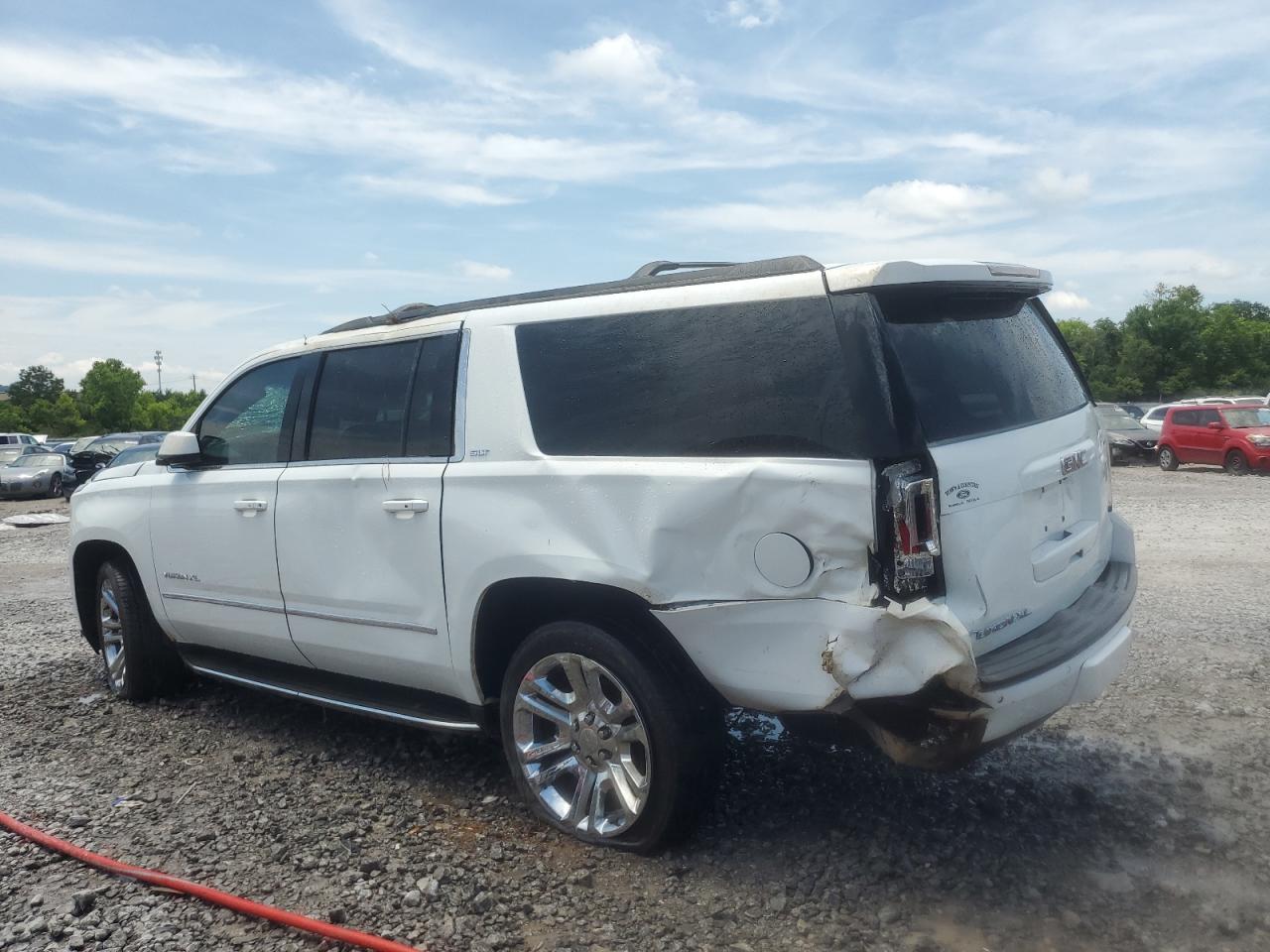 GMC YUKON 2018 VIN 1GKS1GKC8JR133905 фото 2