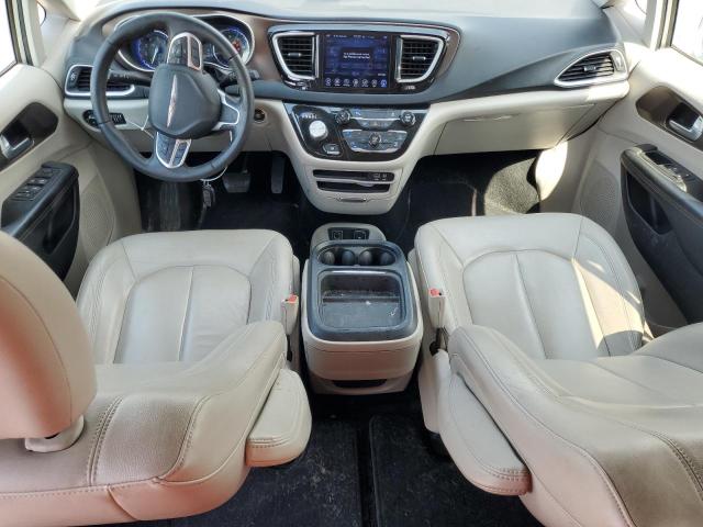 Minivans CHRYSLER PACIFICA 2017 Srebrny