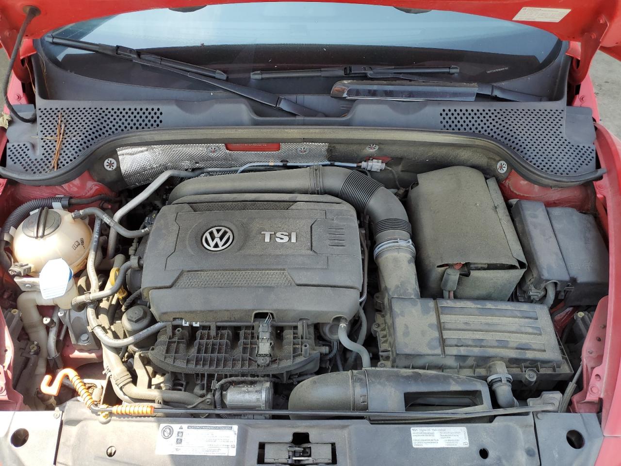 2015 Volkswagen Beetle R-Line VIN: 3VW7T7AT6FM803762 Lot: 62574535