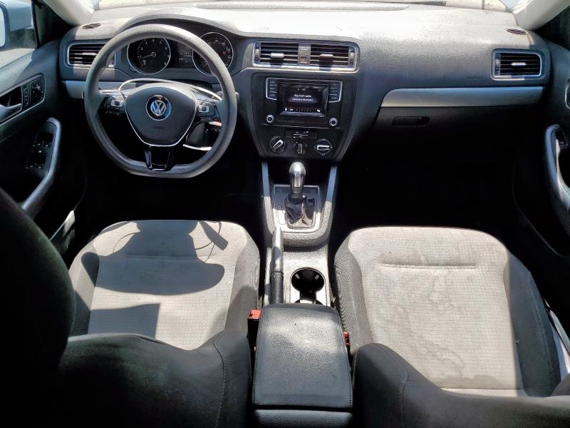  VOLKSWAGEN JETTA 2017 Серый