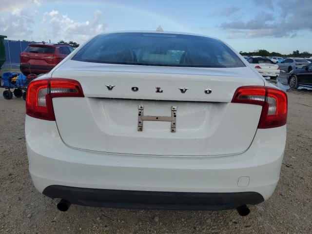 Sedans VOLVO S60 2012 Biały