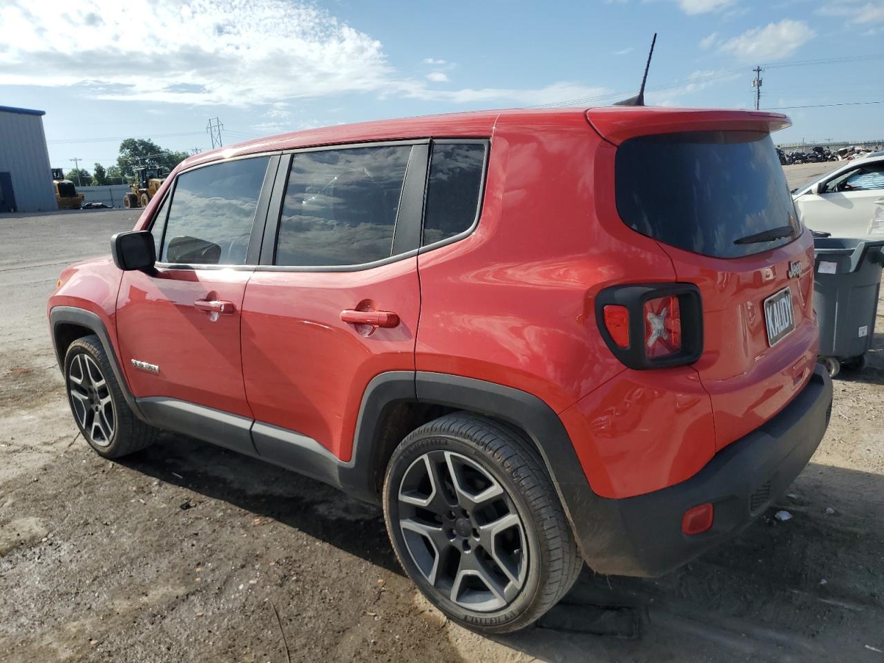 JEEP RENEGADE 2021 VIN ZACNJCAB3MPM21647 фото 2