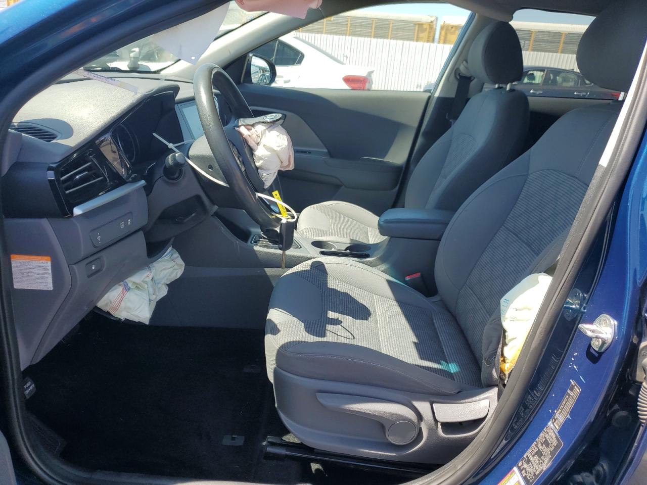 2020 Kia Niro Lx VIN: KNDCB3LC5L5397274 Lot: 61269075