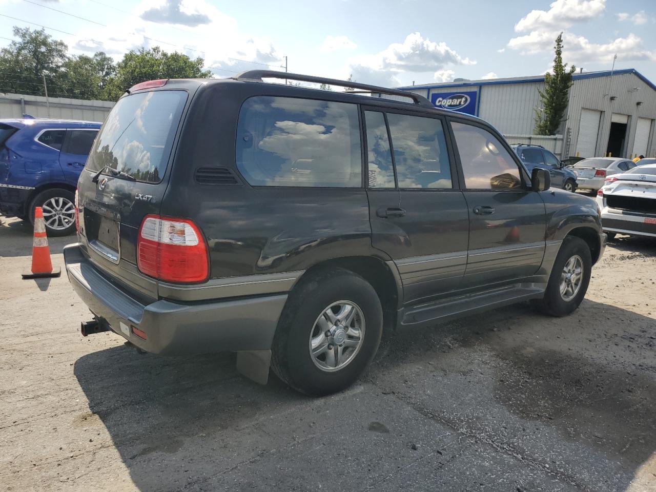 LEXUS LX470 2001 VIN JTJHT00W913506583 фото 3