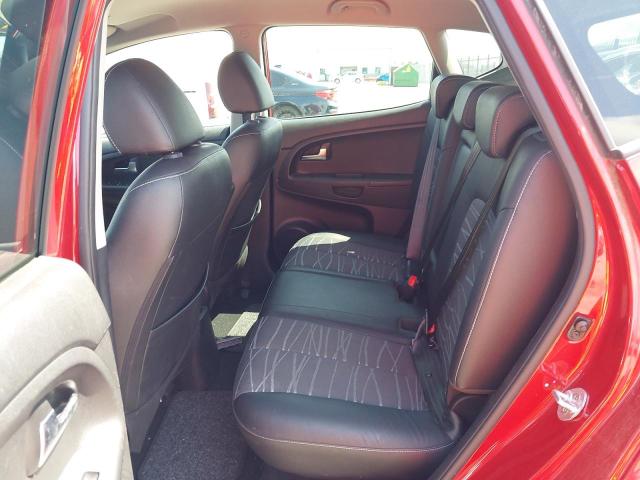 2016 KIA VENGA 3 CR