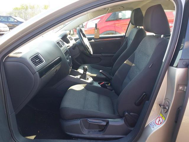 2014 VOLKSWAGEN JETTA SE B