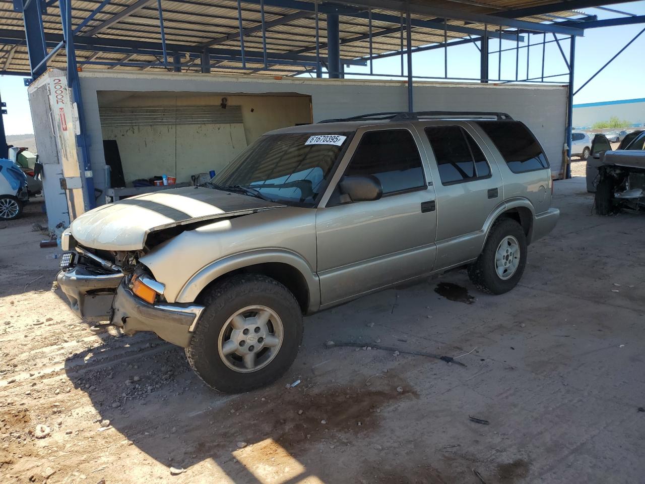 1gndt13w4y2223261 1GNDT13W4Y2223261 2000 Chevrolet Blazer