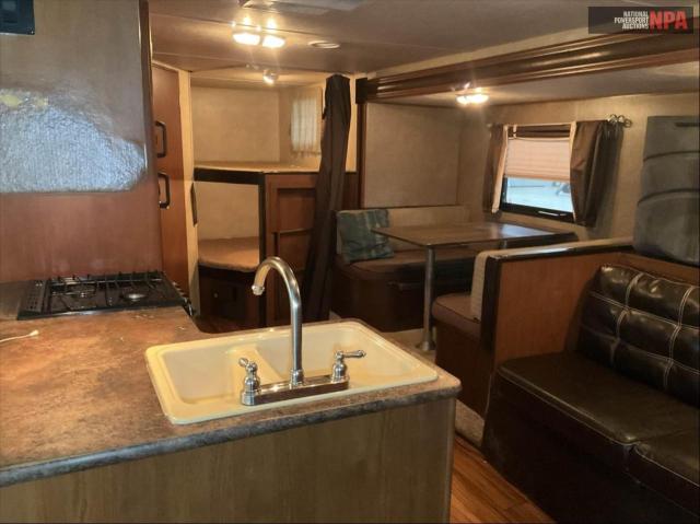 2015 FORESRIVER M-262BHXL  