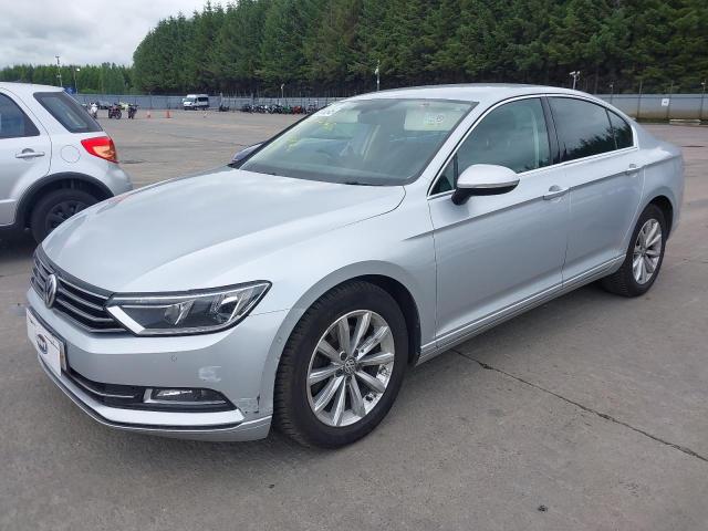 VOLKSWAGEN PASSAT SE 2016