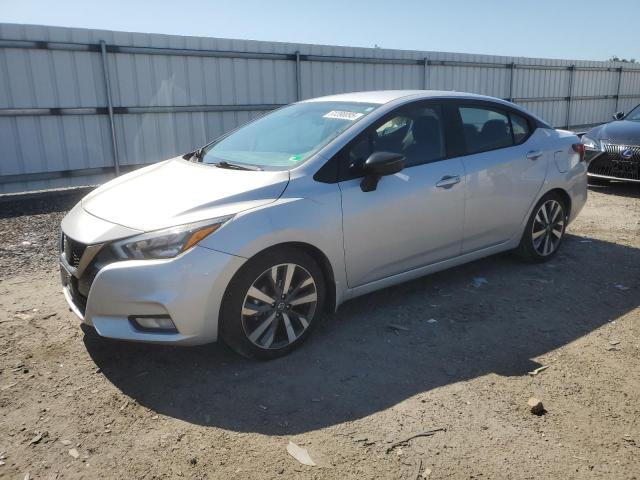  NISSAN VERSA 2020 Серебристый