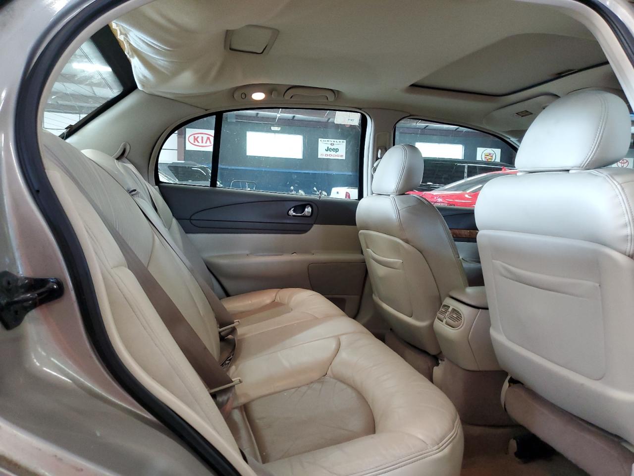 2000 Lincoln Continental VIN: 1LNHM97V1YY909595 Lot: 63145915