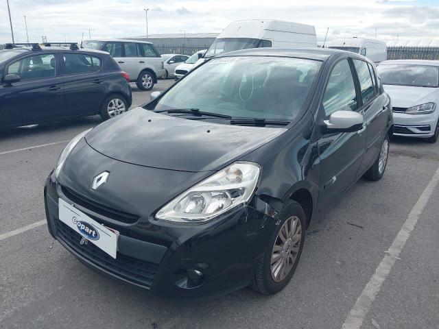 RENAULT CLIO I-MUS 2010