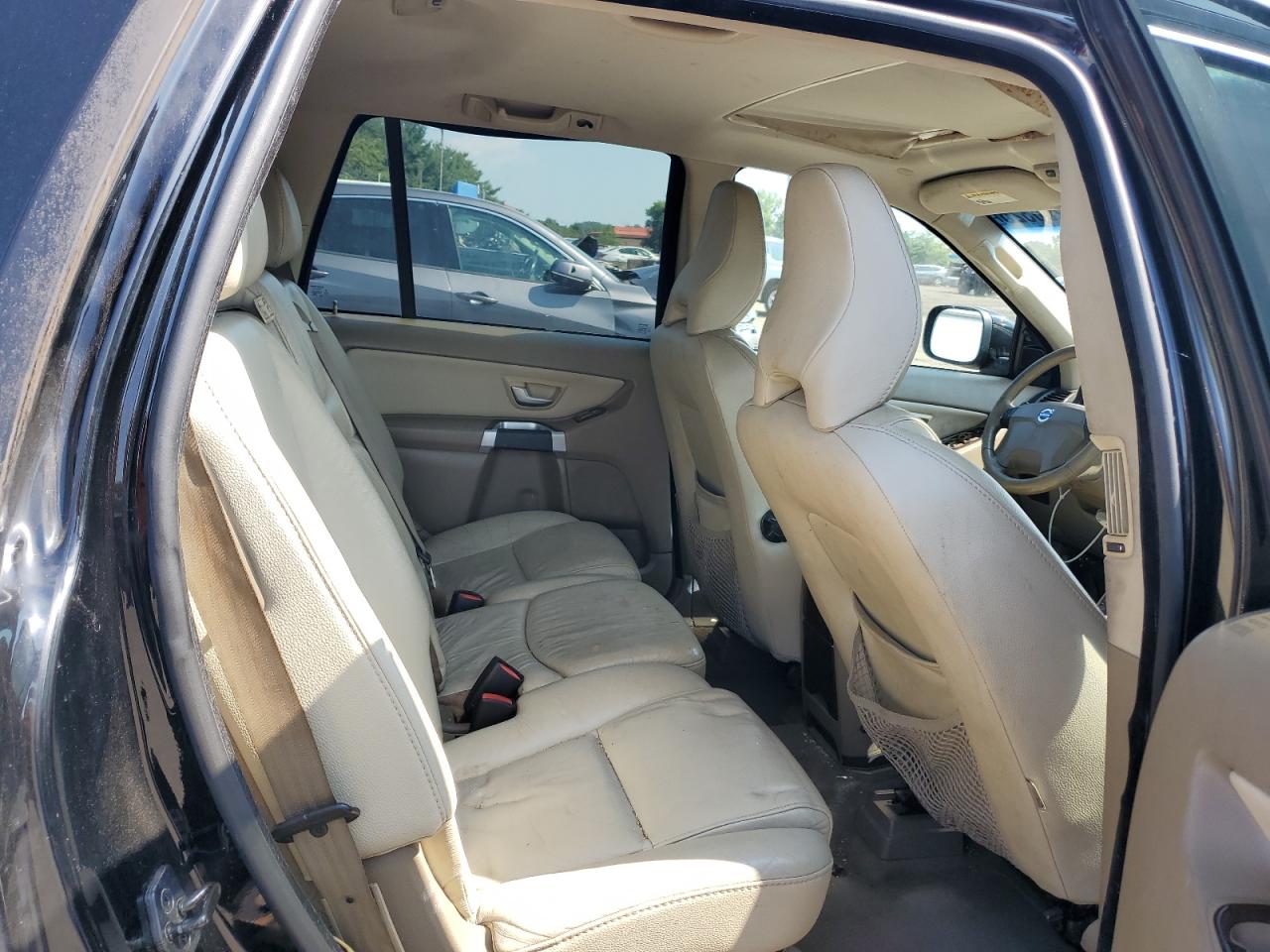 2011 Volvo Xc90 3.2 VIN: YV4952CZ8B1574189 Lot: 61250325
