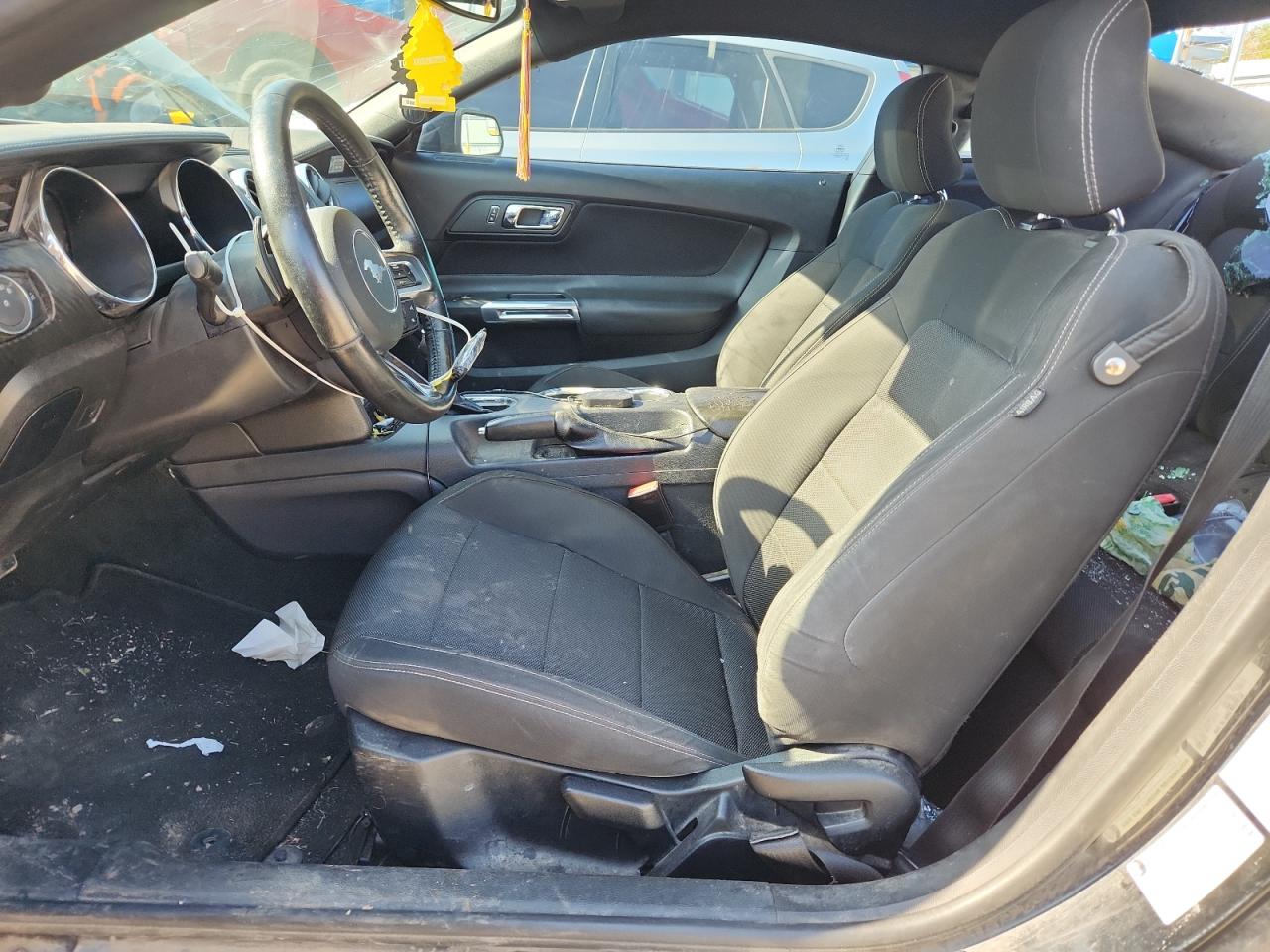 2017 Ford Mustang VIN: 1FA6P8AM3H5210084 Lot: 62187055