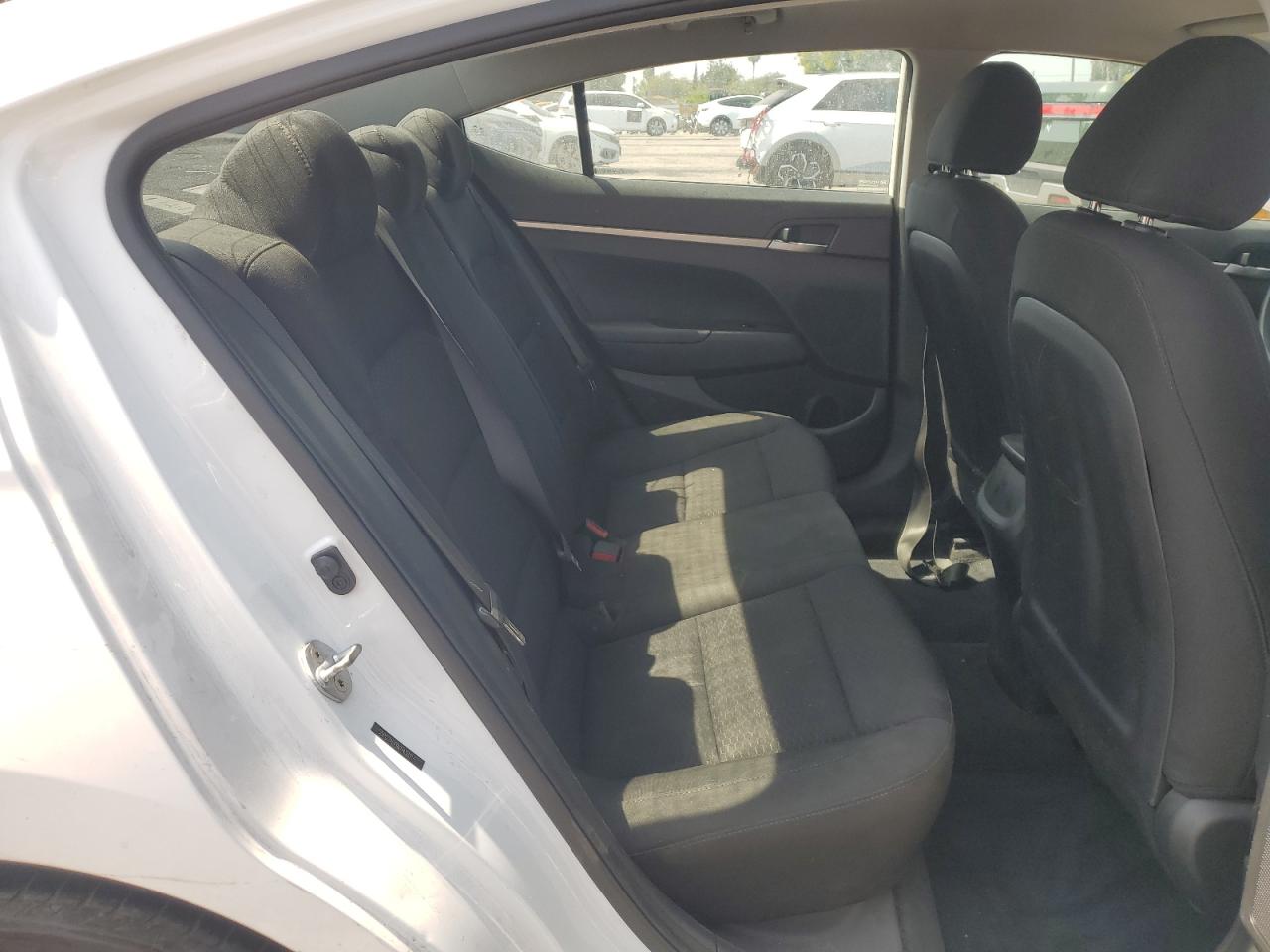 2019 Hyundai Elantra Se VIN: 5NPD74LF9KH453110 Lot: 61613405
