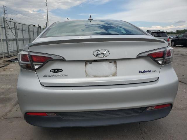  HYUNDAI SONATA 2016 Серебристый