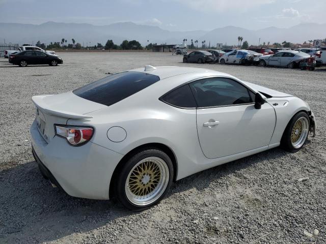  TOYOTA SCION 2015 Білий