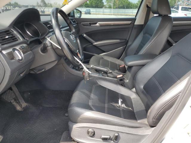  VOLKSWAGEN PASSAT 2016 Srebrny
