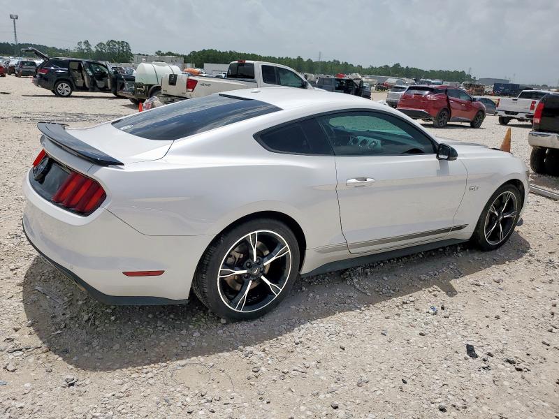  FORD MUSTANG 2017 Белы