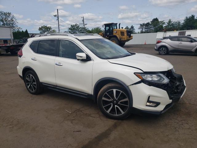  NISSAN ROGUE 2018 Белы
