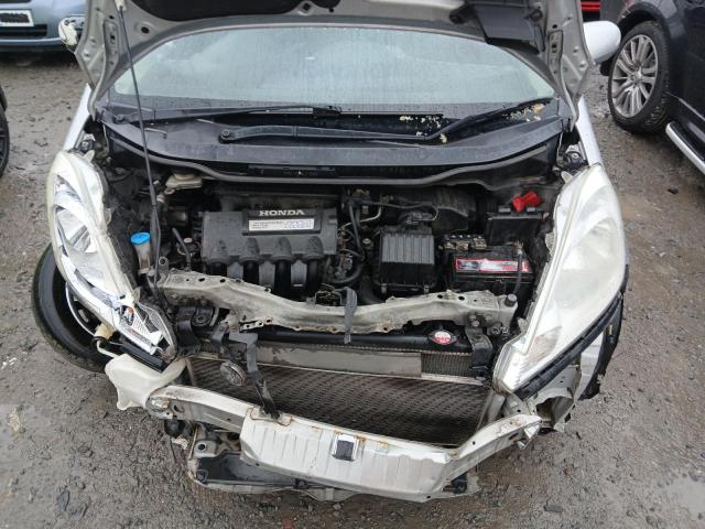 2011 HONDA JAZZ