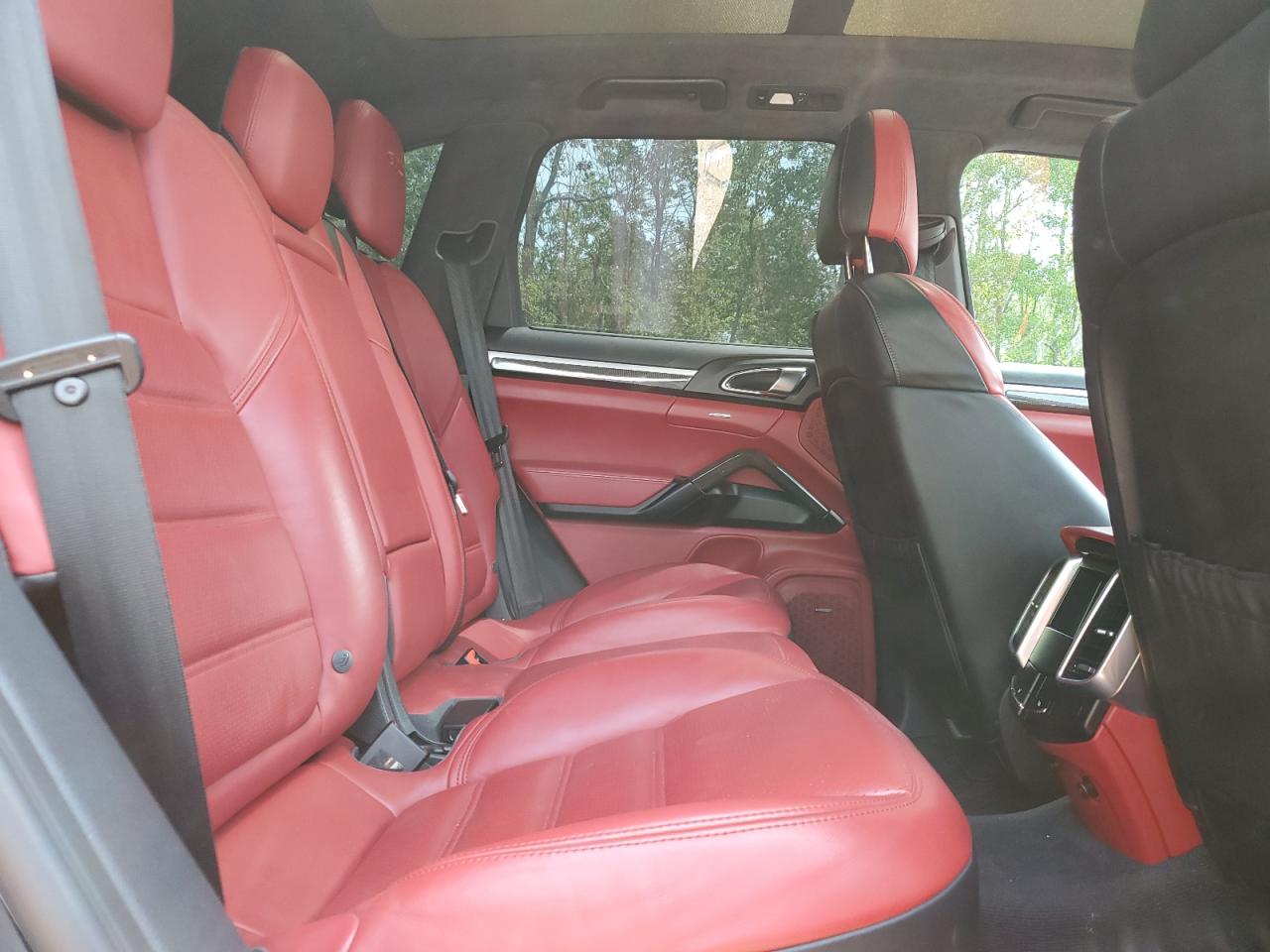 2016 Porsche Cayenne Gts VIN: WP1AD2A26GLA77046 Lot: 60685275
