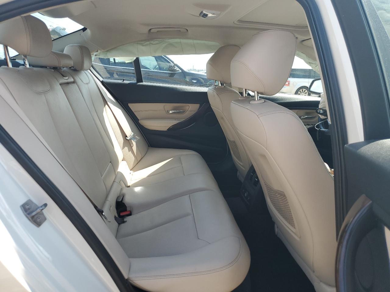 2015 BMW 328 Xi VIN: WBA3B3C50FJ984282 Lot: 62598675