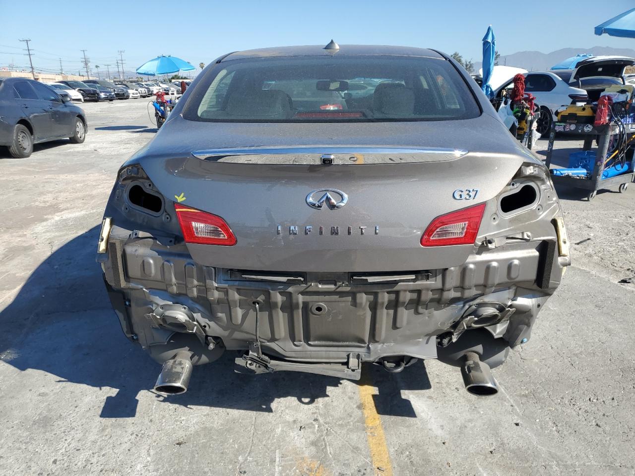 2011 Infiniti G37 Base VIN: JN1CV6APXBM505510 Lot: 62717035