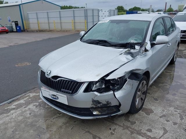 SKODA SUPERB S G 2015